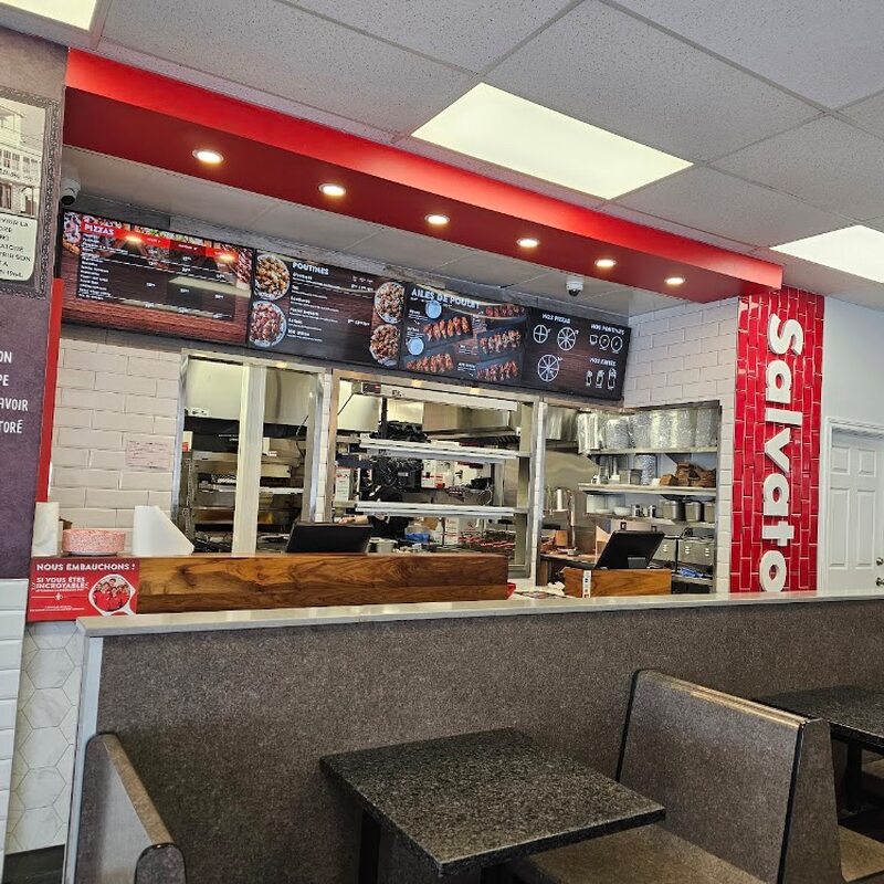 Pizza Salvatoré - Grill, Italian, Pizza, Salads, Pasta Restaurants in Quebec