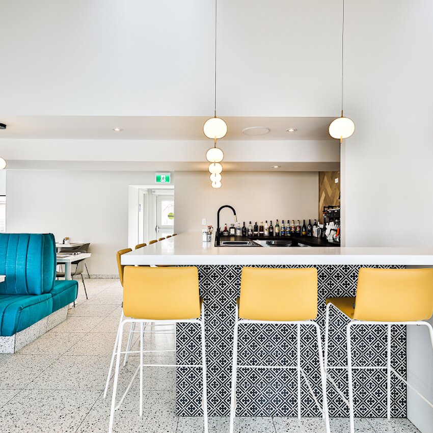 Eggspertise - Parking Available Restaurants in Boisbriand