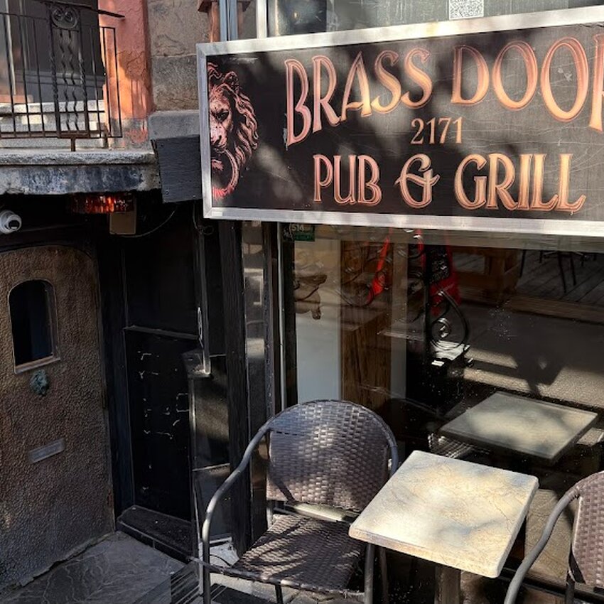 Brass Door Pub - Restaurants Commande en ligne pr&egrave;s de: H3B4E8