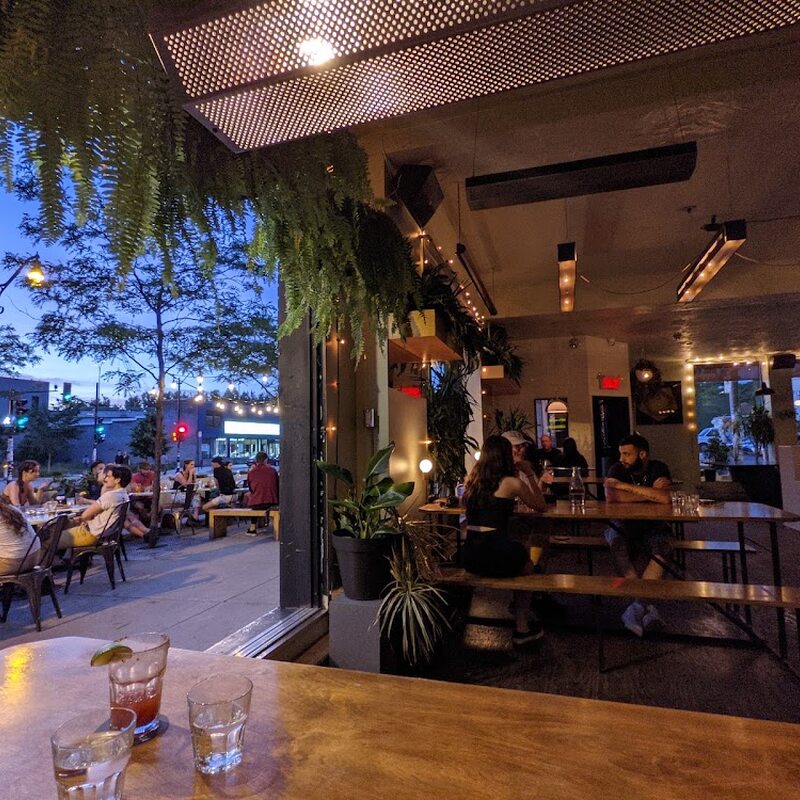 Ping Pong Club - Restaurants de Montr&eacute;al