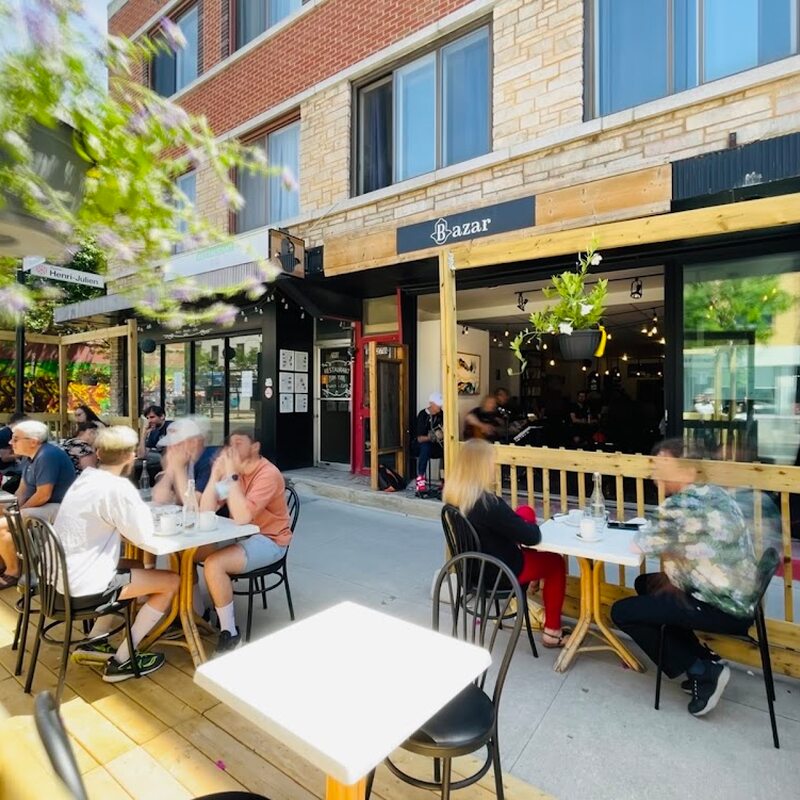 Bazar Café - Restaurants Fusion, Cafés de Montréal
