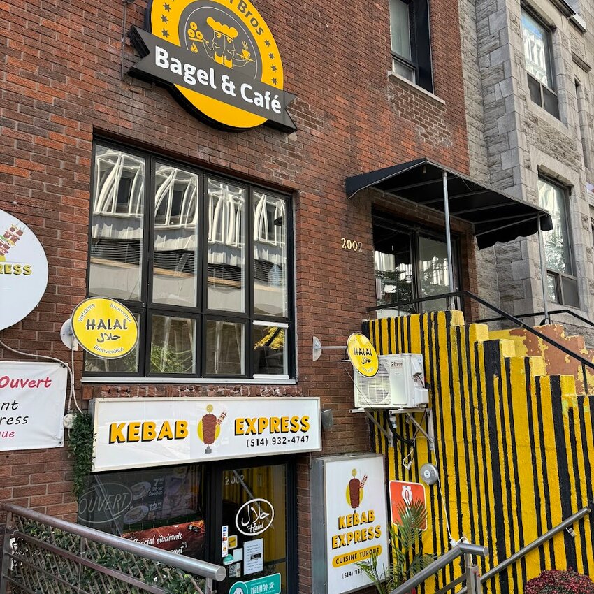 Hinnawi Bros Bagel & Caf&eacute; - Restaurants Brunch pr&egrave;s de: H3Z1P2