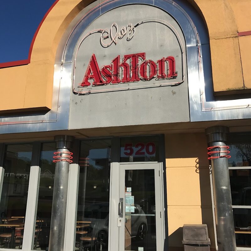 Ashton - Restaurants Barbecue-BBQs, Grillades, Burgers, Rôtisseries, Salades de Québec