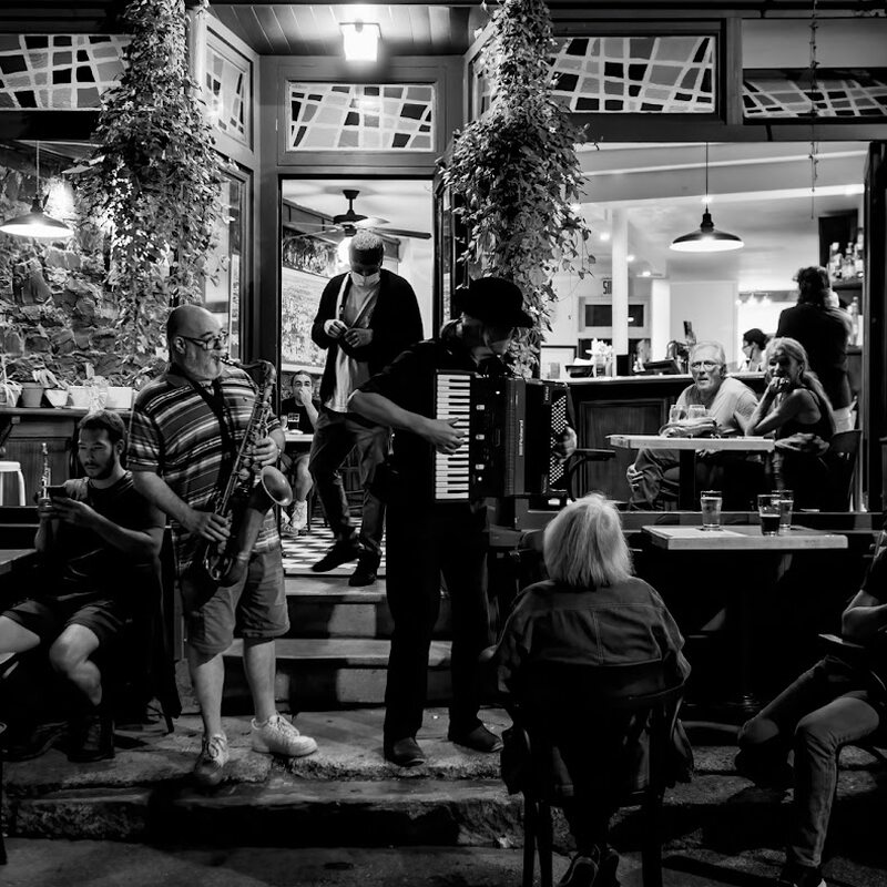Chez Temporel - BBQ, Grill, Burgers, Rotisseries, Salads Restaurants in Quebec