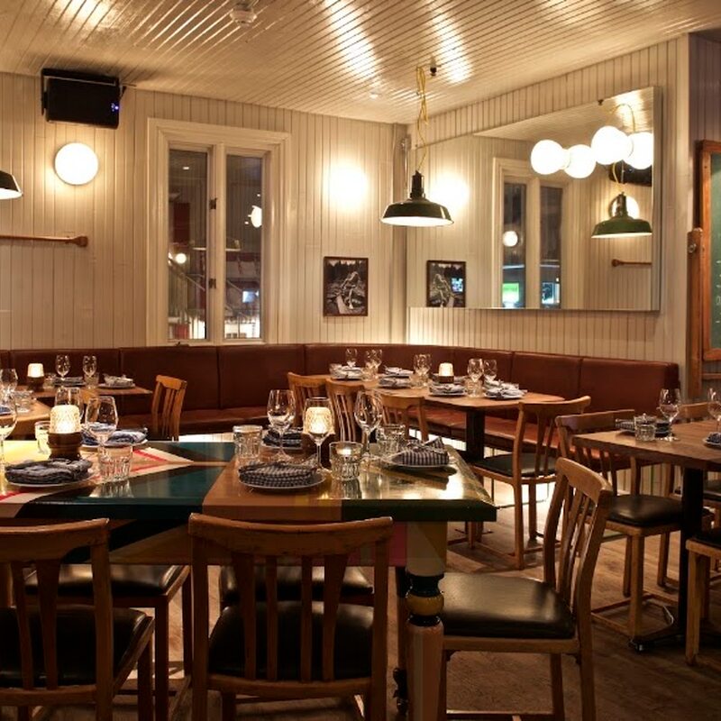 Le Boating Club - Restaurants in Montreal
