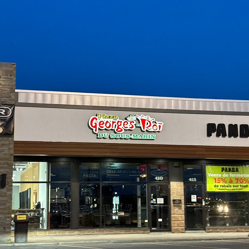 Georges le Roi du Sous-Marin - Vaudreuil-Dorion Wheelchair Accessible Entrance Restaurants