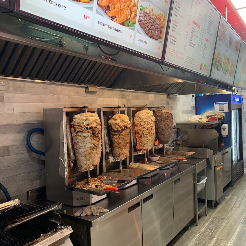 Amir - Vimont Mediterranean, Bubble Tea, Poutine, Middle Eastern Restaurants