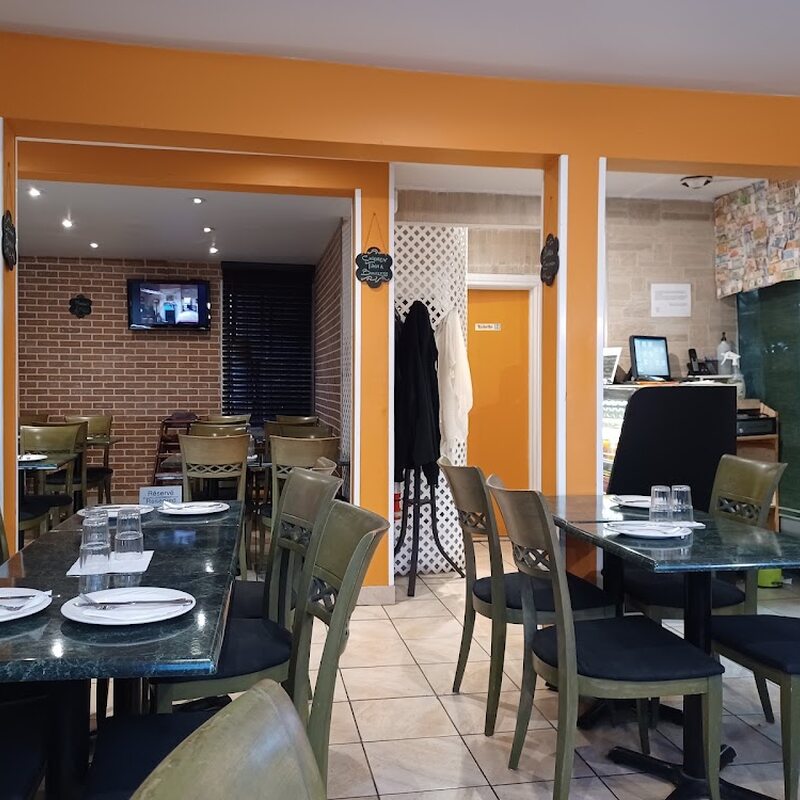 Makkah - Restaurants in Montreal