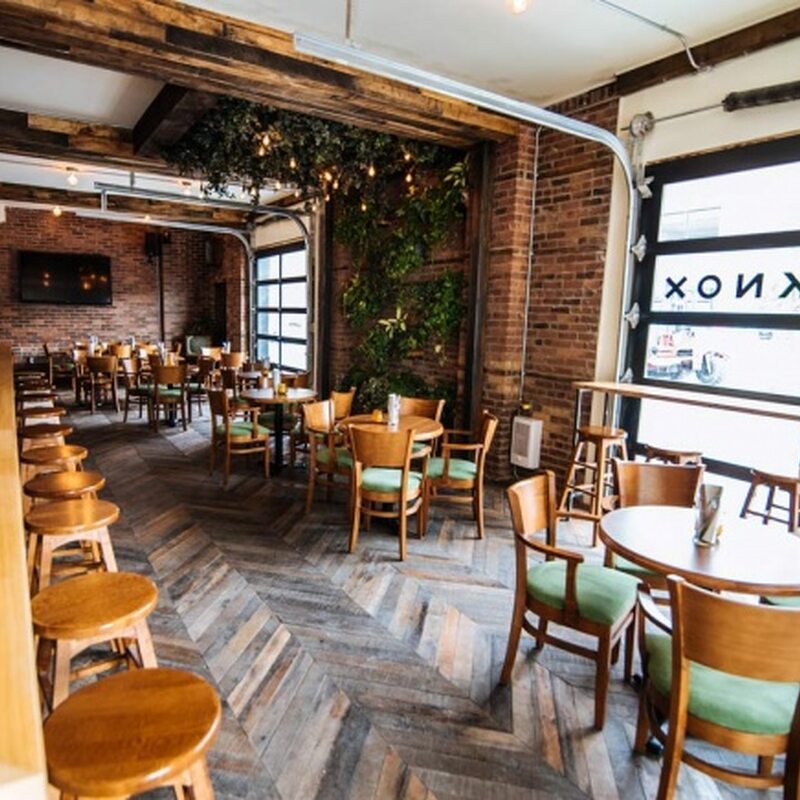 Knox Taverne - Burgers in Pointe St-Charles
