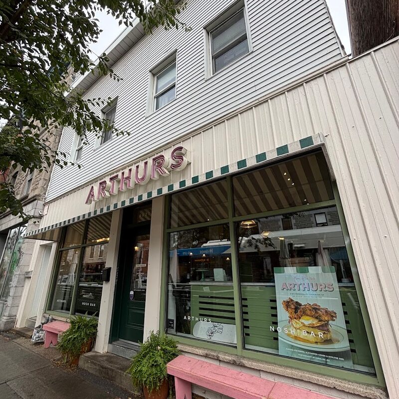 Arthurs Nosh Bar - Delivery Restaurants in Montreal-Southwest