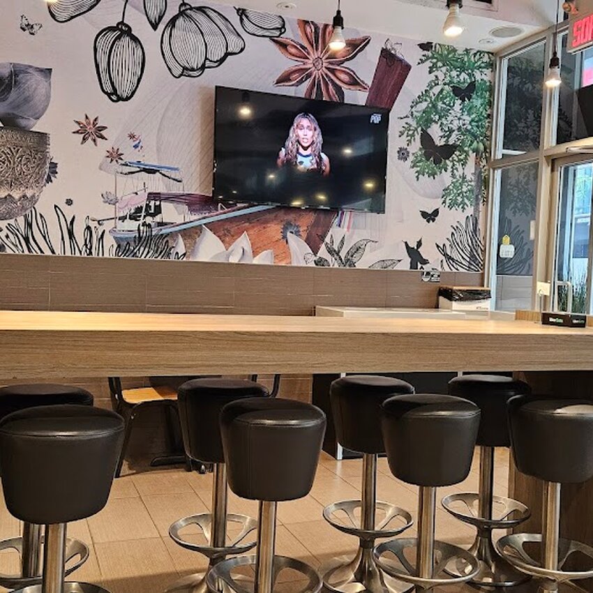 Thai Express - Thai, Bubble Tea Restaurants Near: H2V4E4