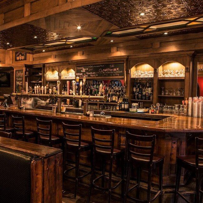 Pub McCarold - Restaurants Ouverts lundi C&ocirc;te-des-Neiges