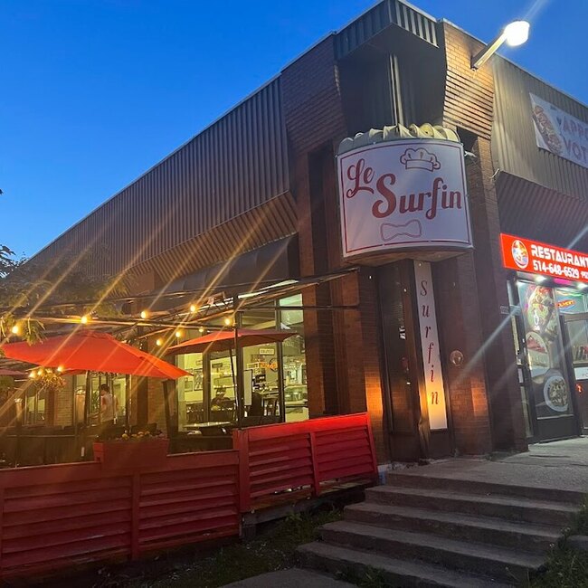 Le Surfin Restaurant