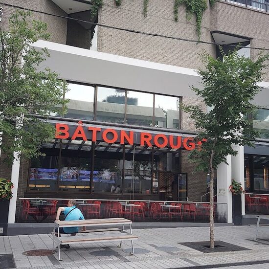 Bâton Rouge Grillhouse & Bar - Restaurants in Quartier des Spectacles