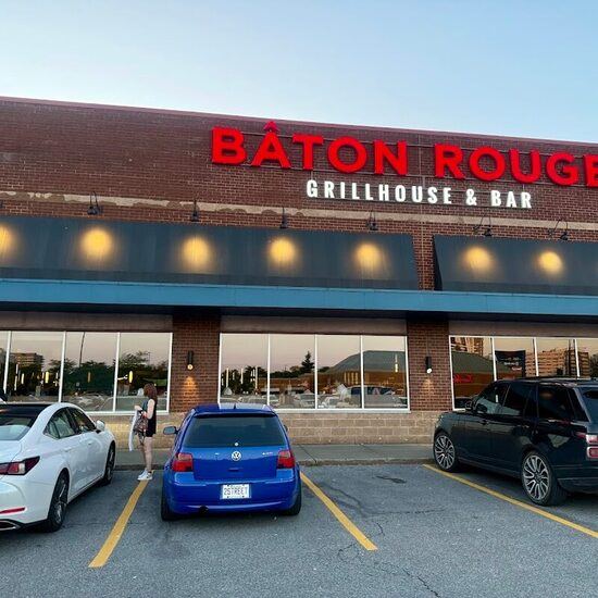 Bâton Rouge Grillhouse & Bar - Poutine, BBQ Restaurants in Montreal