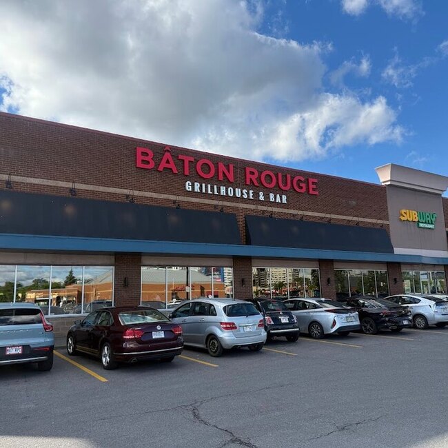 Bâton Rouge Grillhouse & Bar Restaurant Montréal: Menu, Avis & Réserver (2026)