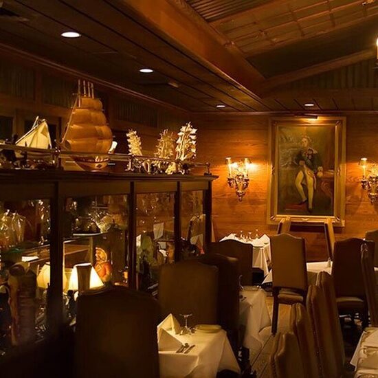 Le Pirate de Laval - Restaurants Service de traiteur de Laval