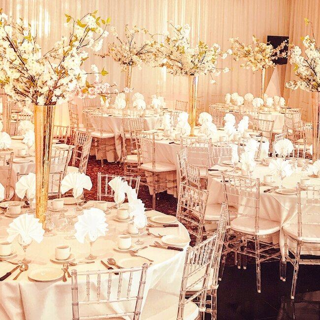 Salle de r&eacute;ception La Sir&egrave;ne - Restaurants pr&egrave;s de: H7M2P6