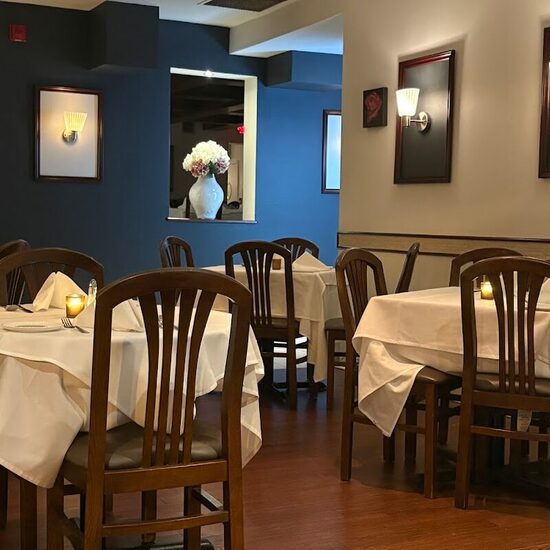 Photo de Piazza Romana, Pointe-Claire