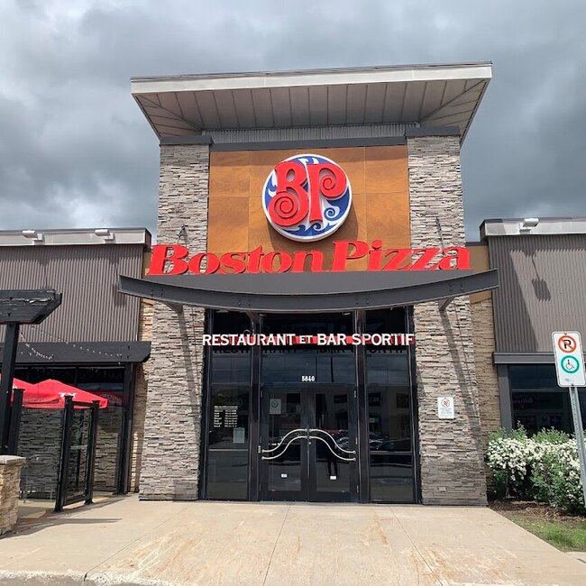 Boston Pizza - Restaurants pr&egrave;s de: H7T1A2