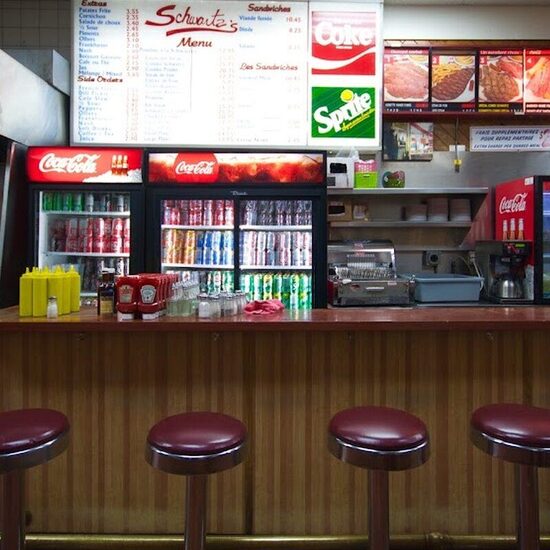Schwartz's Deli - Restaurants in Montreal