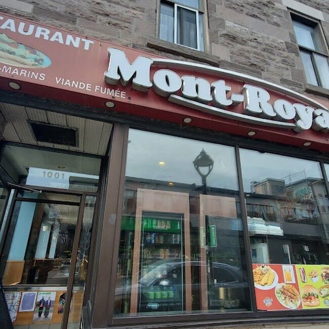 Mont Royal Hot Dog Restaurant Montréal, QC