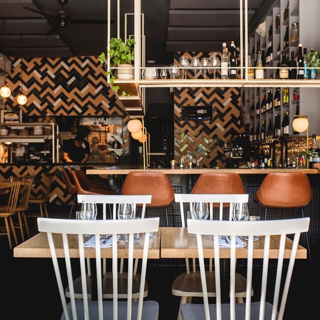 Lawrence - Montreal Restaurants