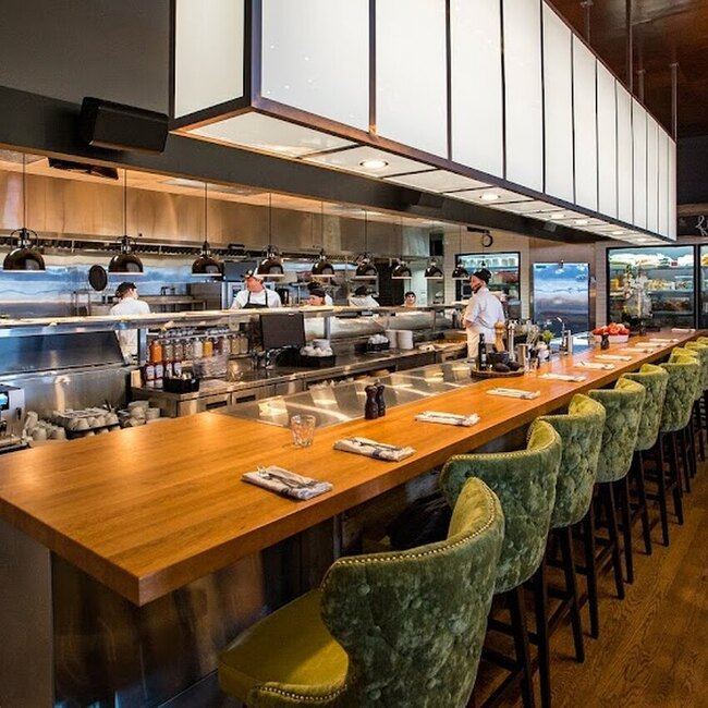 La Cage - Laval Happy Hour Restaurants