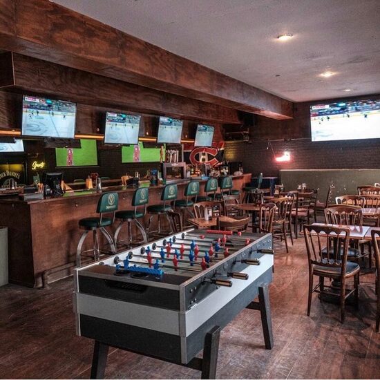Champs Bar - Poutine, BBQ Restaurants in Montreal