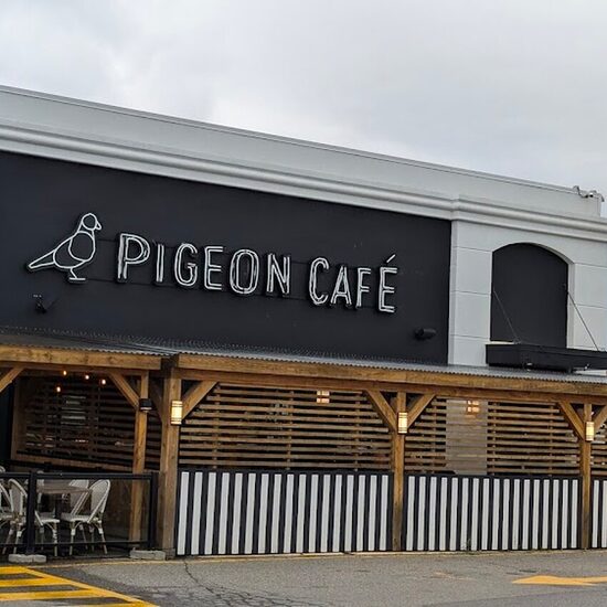 Pigeon Caf&eacute; & Bar Restaurant