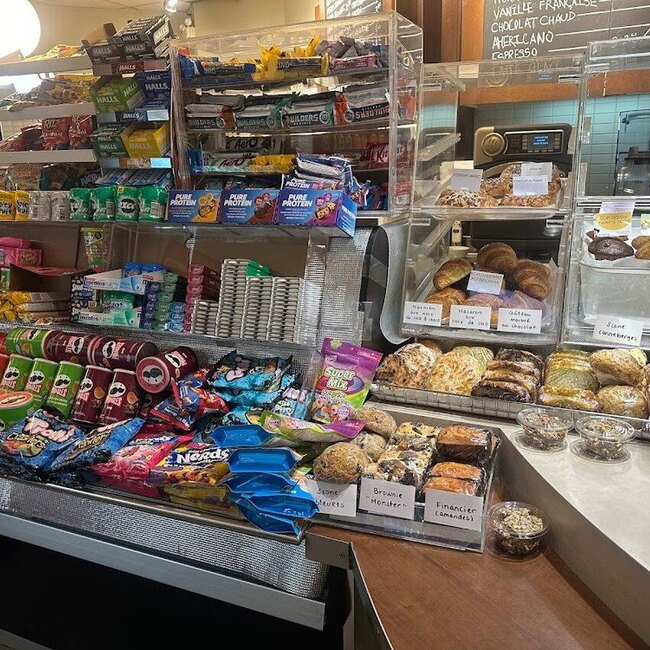 Bistro de la Place - Laval Caf&eacute;s Open Tuesday