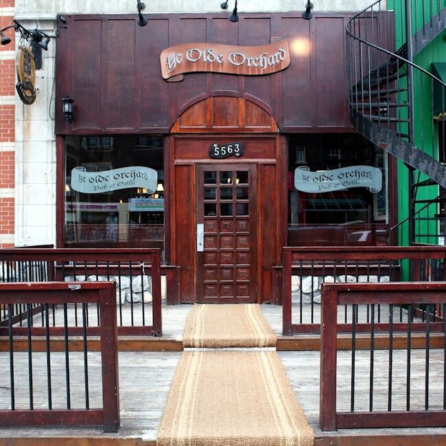 Ye Olde Orchard Pub & Grill - Restaurants Near: H4E3H7