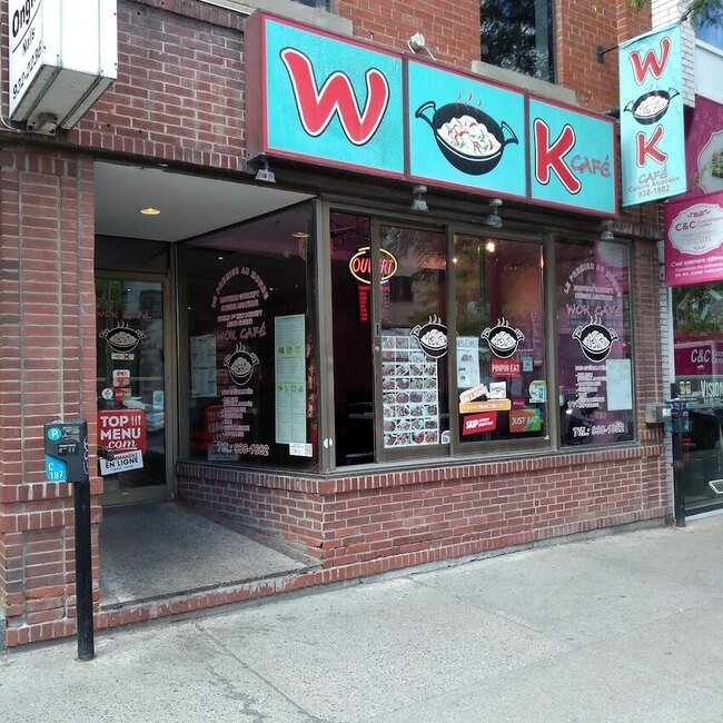 Wok Cafe - Restaurants Thé, Thaïlandais près de: H4E4H2