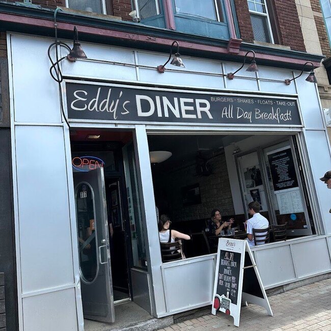 Eddy's Diner - Breakfast Restaurants Near: K2P1M5