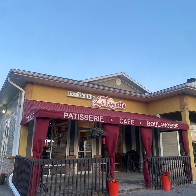 Les Moulins La Fayette - Restaurants pr&egrave;s de: J7V5S4