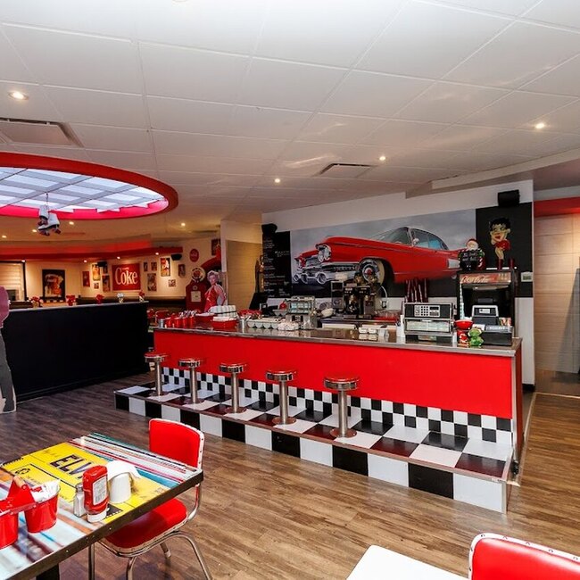 Binerie Chik du centre-ville - Restaurants Plats &agrave; emporter pr&egrave;s de: G9A2J2