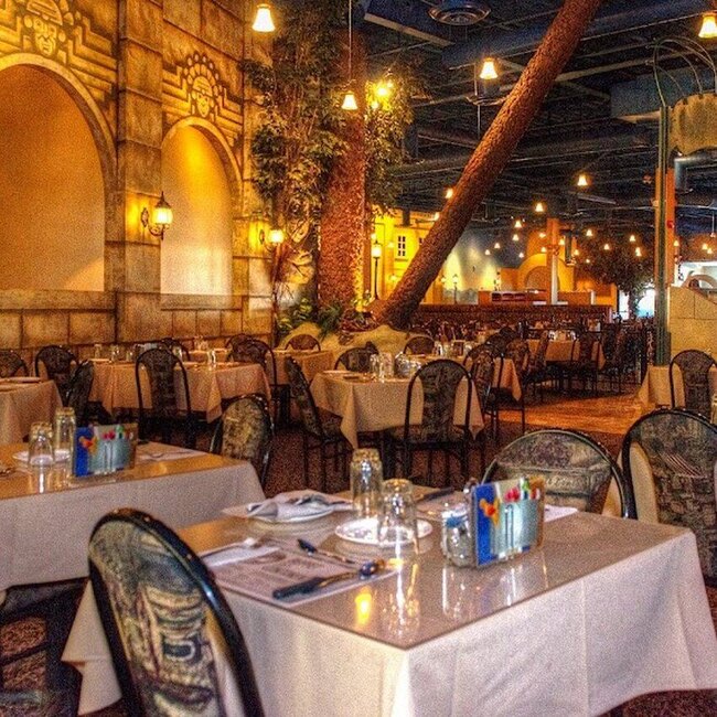 Saveurs des Continents - Buffet Restaurants in Montreal