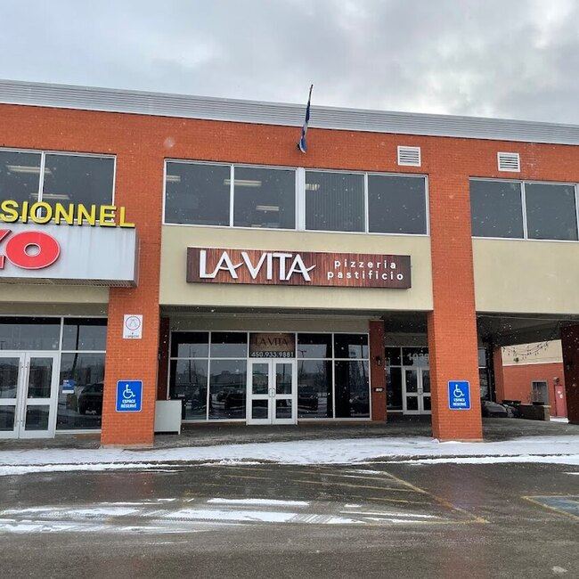 La Vita - Restaurants Livraison Laval-des-Rapides
