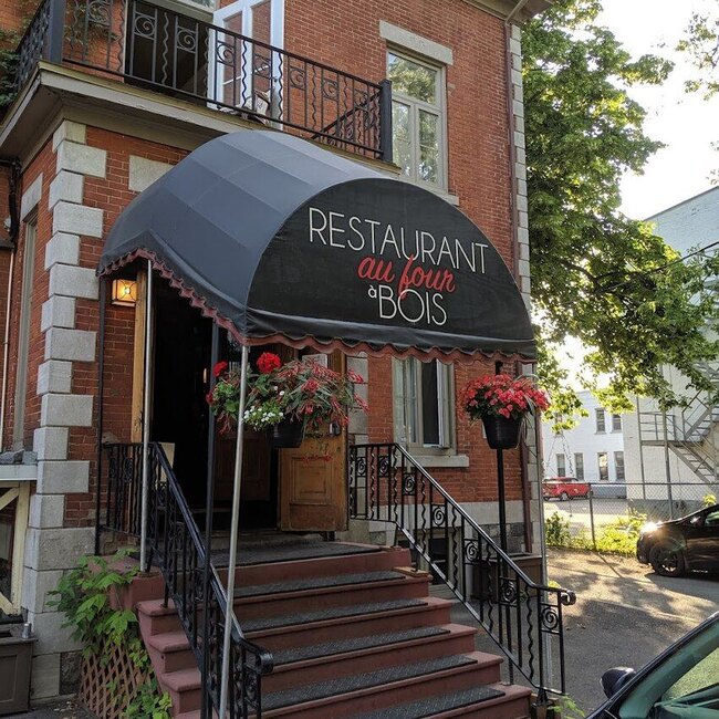 Restaurant Au Four à Bois - Restaurants près de: G9A2B1