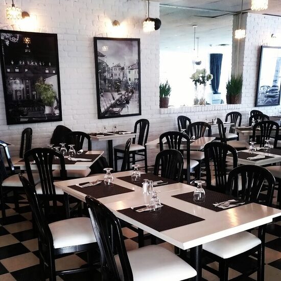 Semolina, traiteur et cafétéria urbaine - Delis, Turkish Restaurants in Montreal