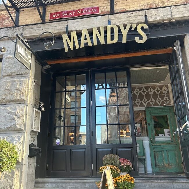 Mandy's - Restaurants pr&egrave;s de: H2Y2R6