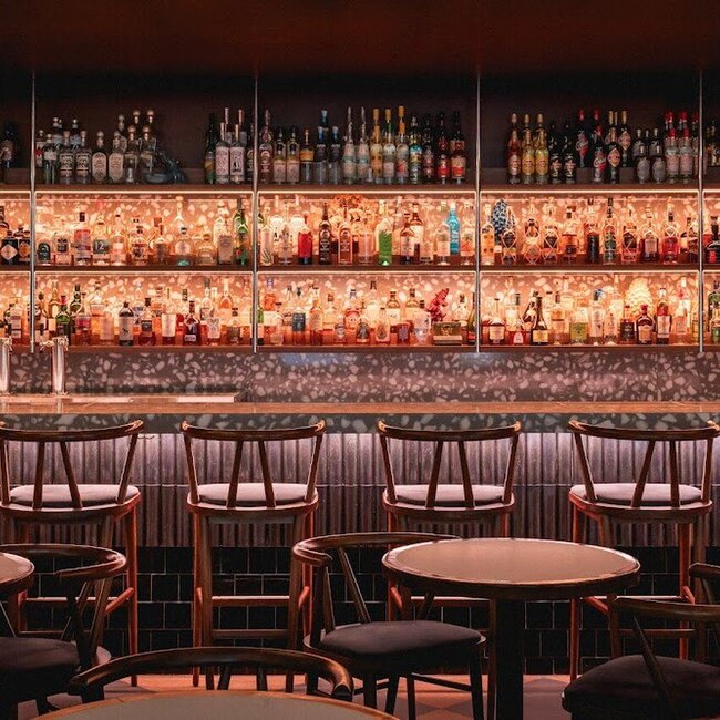 Bar Le Mal N&eacute;cessaire - Restaurants Bars, Fish & Chips, Burgers &agrave; Quartier Chinois