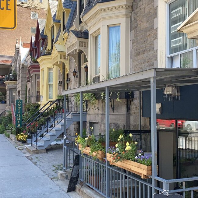 Shaughnessy Café Restaurant Montreal, QC