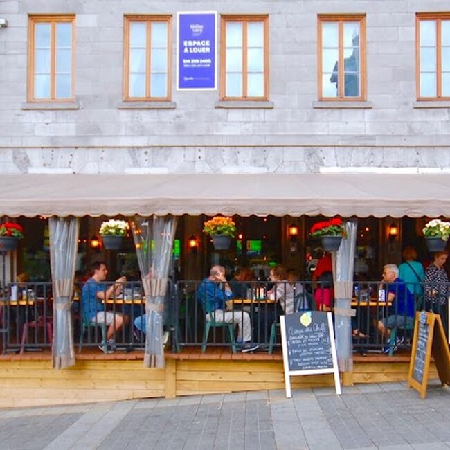 John Michael's Pub - Casse-Croute/Snack Bars, Poutine Restaurants Near: H2Y2E5