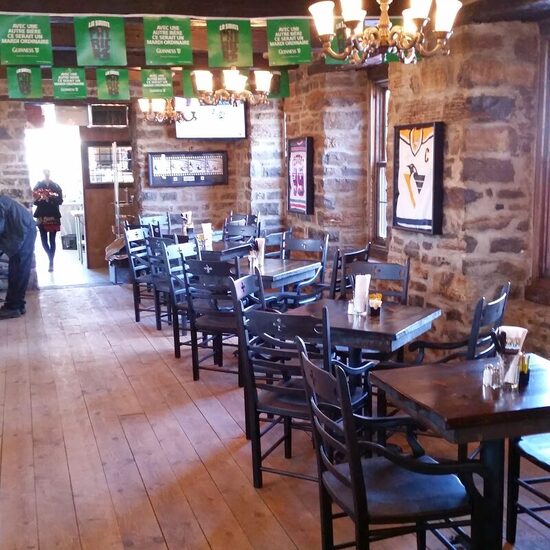 Ye Olde Orchard Pub & Grill - Restaurants de Montréal