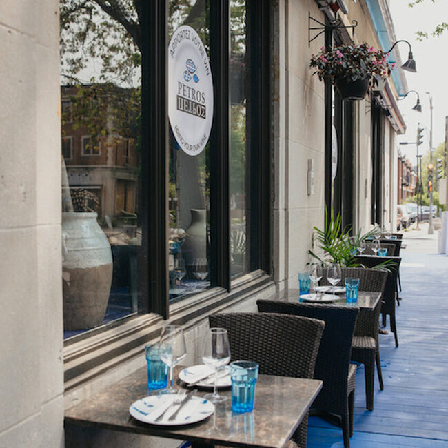 Petros Taverne Grecque Montreal Restaurant: Menu, Reviews & Reserve (2026)