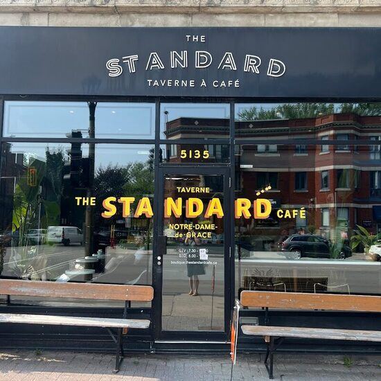 THE STANDARD Caf&eacute; - Restaurants de Montr&eacute;al