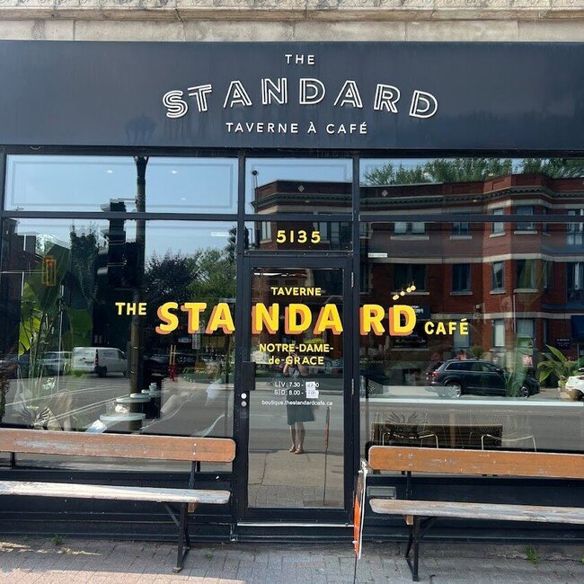 THE STANDARD Caf&eacute; - Restaurants &agrave; Westmount