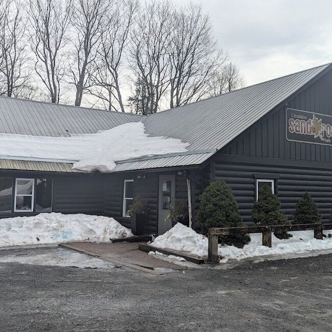 Sand Road Maple Farm - Maple Restaurants in Montreal