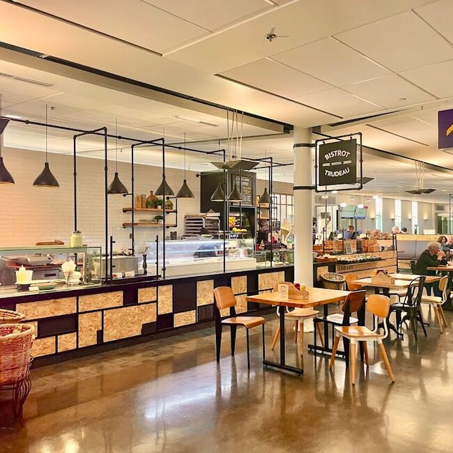 Bistrot Montréal-Trudeau - Restaurants Near: H9P1C5